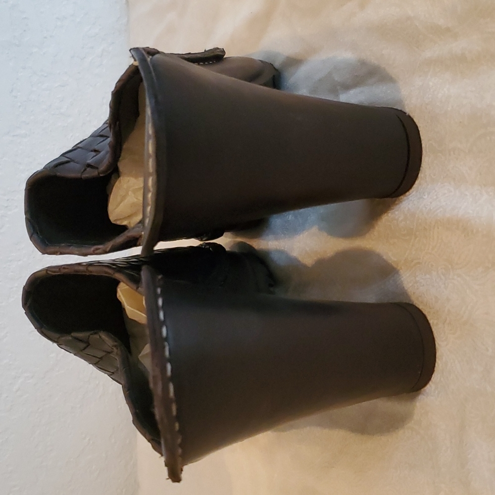 Donald J Pliner Leather Woven Mules - Picture 3 of 4